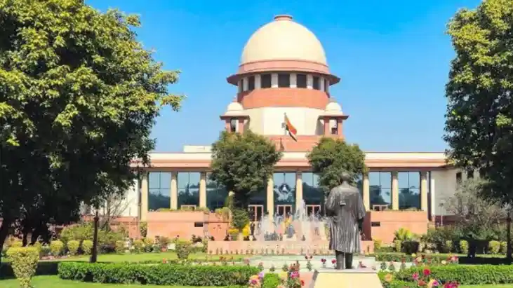 Supreme Court: चुनावी हलफनामे में झूठ पकड़ा तो आम आदमी भी घस