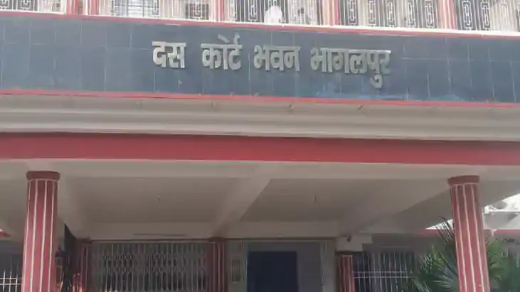 Bihar News : पांच लीटर शराब रखने के जुर्म में शख्स को मिली 7
