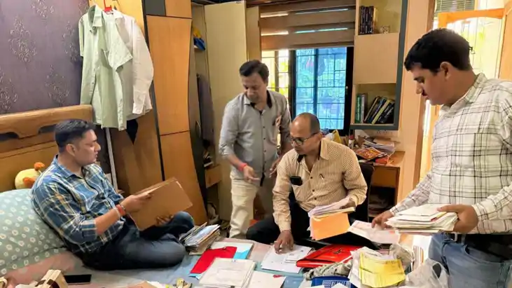 Bihar SUV Raids: पटना में भ्रष्ट एग्जीक्यूटिव इंजीनियर के आव