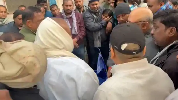 पूर्व मंत्री 