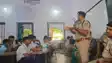 पुलिस ने गांधी स्कूल के बच्चों को दी एंटी ह्यूमन ट्रैफिकिंग और साइबर क्राइम से बचाव की जानकारी, थानाध्यक्ष ने छात्रों से की यह भावुक अपील