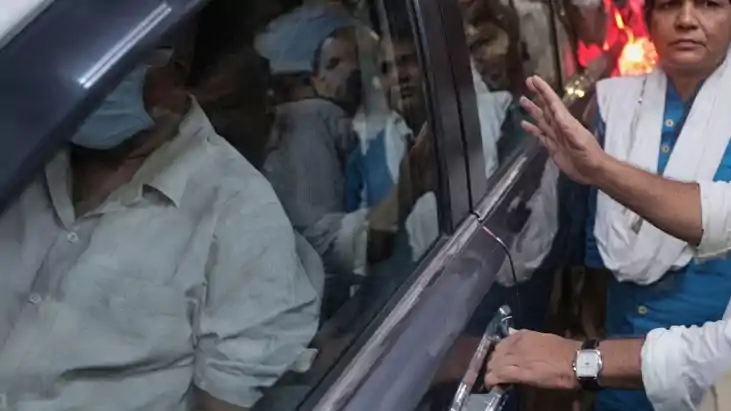 Lalu Yadav Unwell Checked at IGIMS Heads to AIIMS Delhi Toda