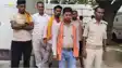25 वर्षीय डेयरी संचालक की उसके घर के दालान से बरामद हुआ शव, परिजनों ने लगाया हत्या का आरोप