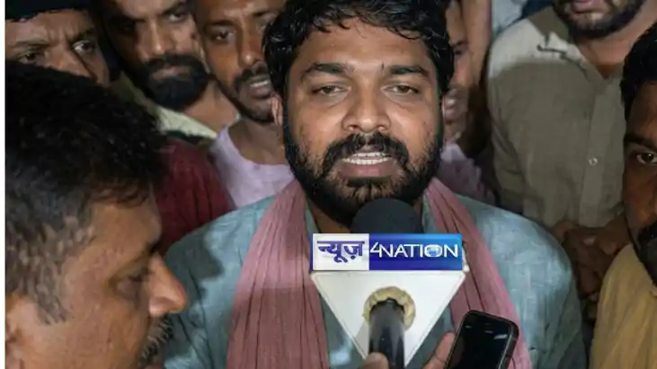 FIR on Khan Sir or Protest Roshan Anand Questions Police Del