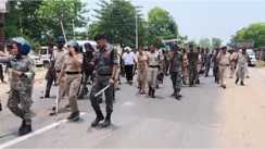 Bihar News : नालंदा में डिग्री कॉलेज की मांग को लेकर उग्र आंदोलन, ग्रामीणों ने पुलिस पर किया पथराव, 3 जवान हुए जख्मी, 10 गिरफ्तार