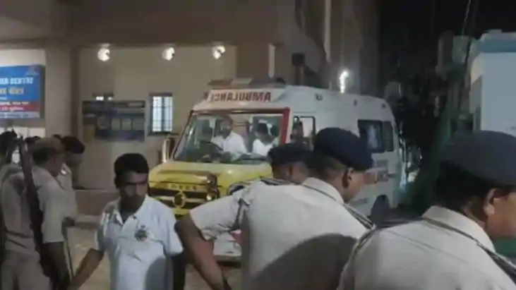Siwan Police Shoots Jewelry Robbery Accused in Encounter