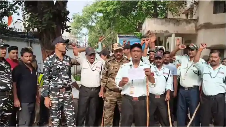 मायागंज अस्पताल में सुरक्षा कर्मियों की अचानक हड़ताल, भगवान 