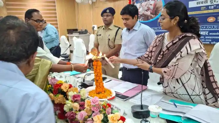 डीएम ने 'जनभागीदारी अभियान' का शुभारंभ, कहा-समाज के अंतिम व्