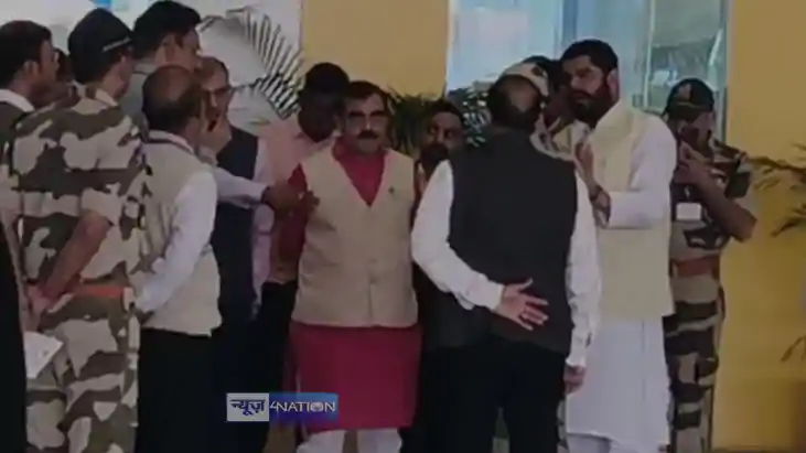 Nitish Kumars swearing-in ceremony 