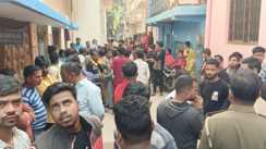 Boyfriend murder - गर्लफ्रेंड से मिलने उसके घर गए युवक को युवती के परिजनों ने जिंदा जलाया, दरवाजे पर तड़प तड़प कर मौत