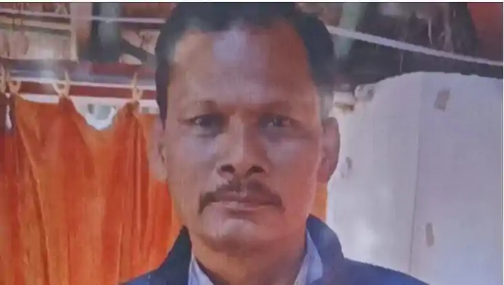 revenue inspector bribery - रेवेन्यू इंस्पेक्टर को रिश्वत ले