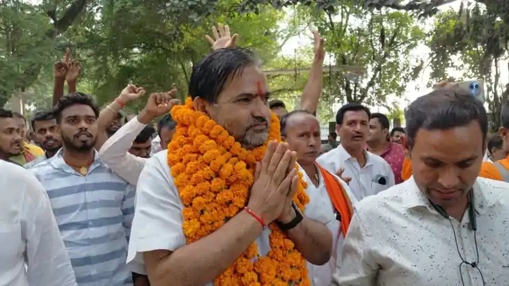 Bihar Vidhansabha Chunav 2025: बड़हरा में बगावत का बिगुल, जद Bihar Vidhansabha Chunav 2025: बड़हरा में बगावत का बिगुल, जद