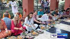 Pitra Paksha 2025: गयाजी में युद्ध पर भारी आस्था, रूस-यूक्रेन के श्रद्धालु संग बैठे, किया पिंडदान, देखिए तस्वीरें