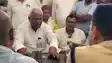 Bihar News : माई बहिन योजना का फॉर्म भरा रहे राजद कार्यकर्ताओं को पुलिस ने हिरासत में लिया, पार्टी नेताओं ने जमकर काटा बवाल  