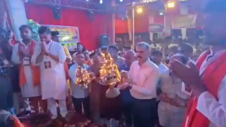 गणेश महोत्सव में पहुंचे मगध IG विकास वैभव: भव्य महाआरती में 