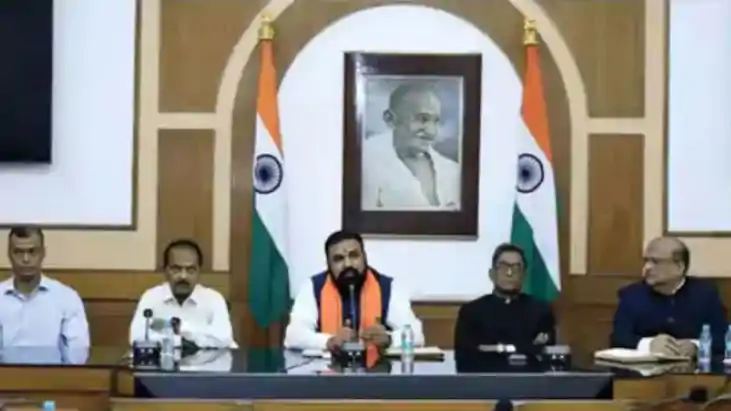 Bihar Political Heat Rises Ahead of Trust Vote CM Targets Op