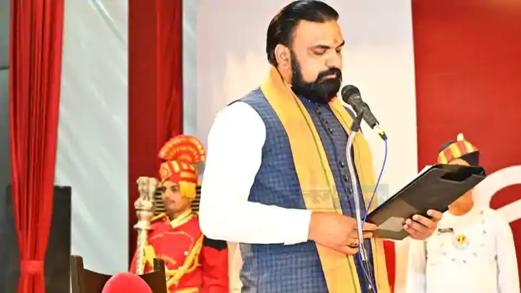 Big Bihar Power Game Ministers at Risk 