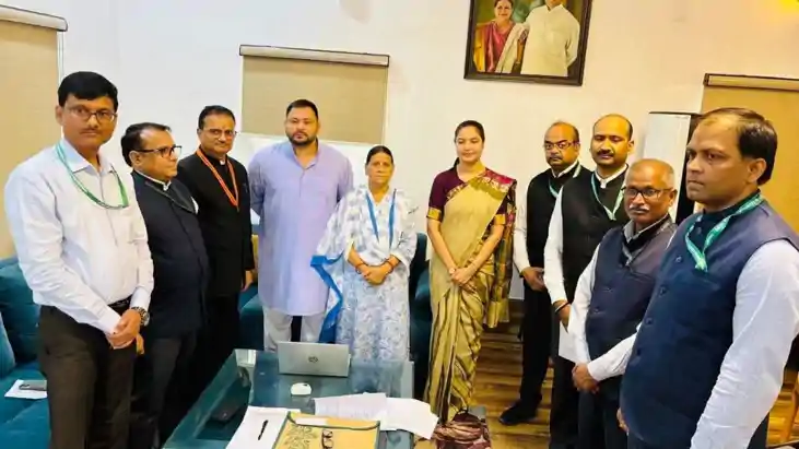 तेजस्वी यादव ने जनगणना-𝟐𝟎𝟐𝟕 की स्व-गणना प्रक्रिया के तहत