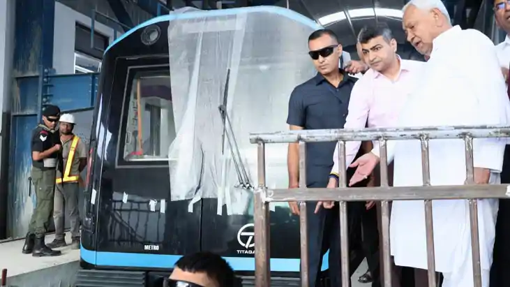 Patna Metro Train : सीएम नीतीश ने पटना मेट्रो रेल परियोजना क Patna Metro Train : सीएम नीतीश ने पटना मेट्रो रेल परियोजना क