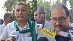 RJD ने AK-47 के इस्तेमाल और बेरोजगारी पर सरकार को घेरा : राज्यपाल के प्रधान सचिव को सौंपा 6 सूत्री मांगों का ज्ञापन, दी राष्ट्रपति शासन की चेतावनी