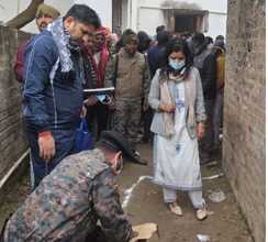 आम के बगीचे में खून से लथपथ मिला युवक का शव; हत्या की आशंका, पुलिस जांच  में जुटी