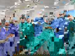 बिहार में चिकित्सा का नया कीर्तिमान: NSMCH बिहटा में 195 किलो के 'सुपर ओबीज' मरीज की सफल बैरेट्रिक सर्जरी