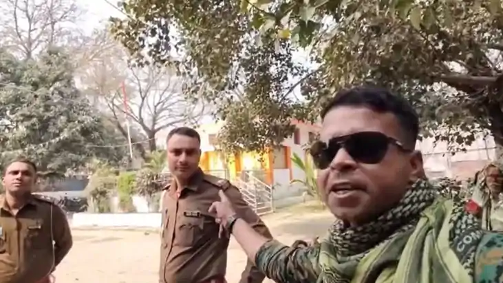 Dial 112 Cop Viral Video Sparks Sensation 