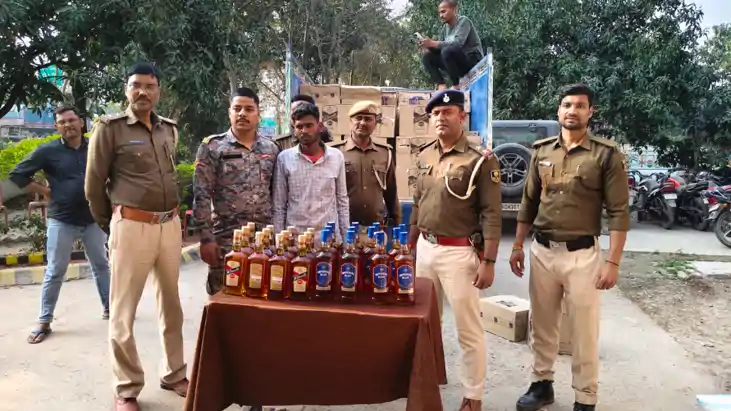 Bihar News : होली से पहले मुजफ्फरपुर पुलिस ने शराब की बड़ी खे