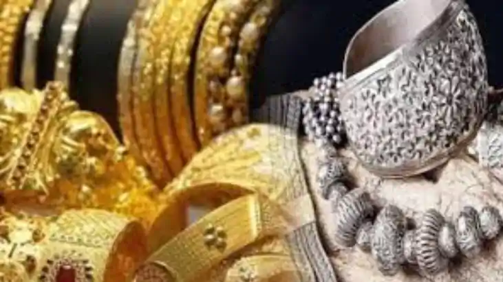 Gold and silver prices fall in the bullion market