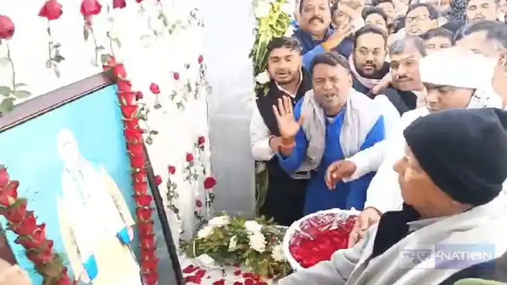 Bihar news - पूर्व साथी विशनदेव राय को श्रद्धांजलि देने पहुं