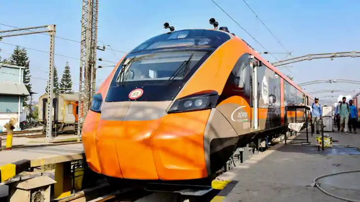 वंदे भारत स्लीपर ट्रेन 