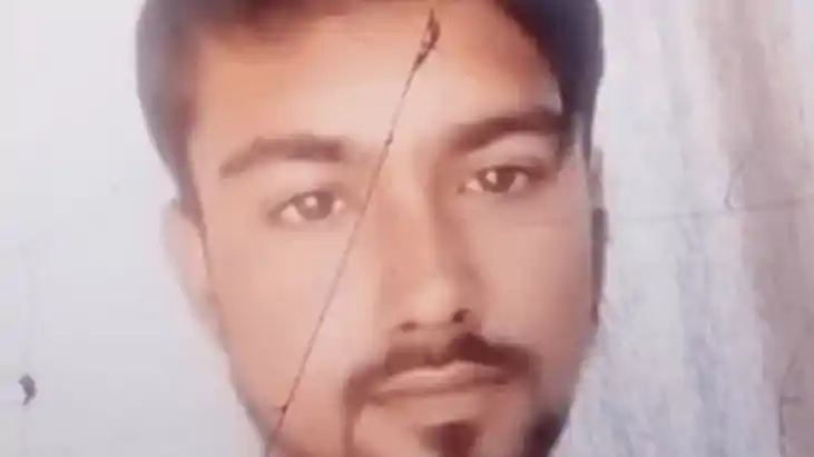 Bihar News: रफ्तार ने बरपाया कहर, ट्रक ने बाइक सवार की मारी Bihar News: रफ्तार ने बरपाया कहर, ट्रक ने बाइक सवार की मारी