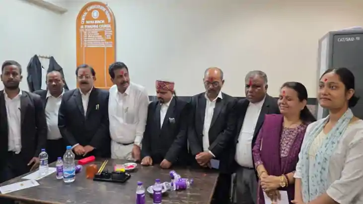 भारतीय संस्कृति का शंखनाद: नियोजन भवन में विक्रम संवत 2083 क