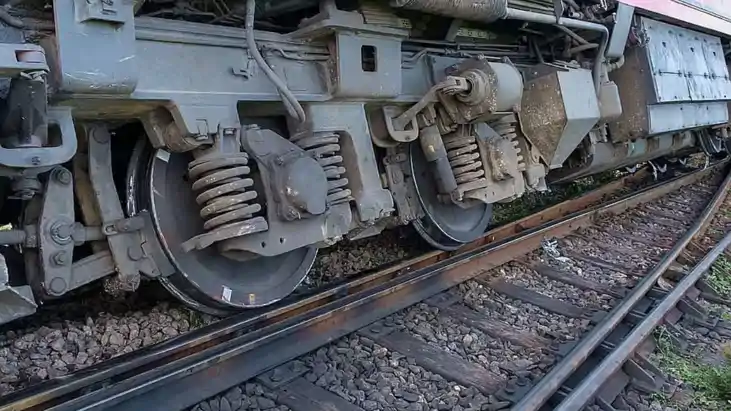 Ujjaini Express derailed