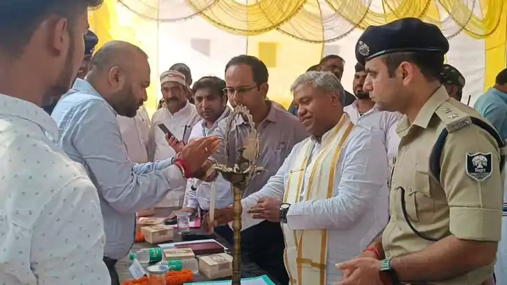 नवादा के सोनसा में 'सहयोग शिविर' का भव्य शुभारंभ: प्रभारी मं