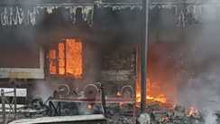 किऊल जंक्शन रेलवे स्टेशन में लगी आग, लाखों का हुआ नुकसान, शॉर्ट सर्किट से हुआ हादसा