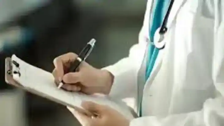 Patna News: दिवाली-छठ पर पटना में हाई अलर्ट, अस्पतालों में 2 Patna News: दिवाली-छठ पर पटना में हाई अलर्ट, अस्पतालों में 2