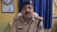 Bihar Vidhansabha Chunav 2025: कटिहार में वाहन जांच के दौरान 5 लाख रुपये और 3 किलो चांदी बरामद, चुनावी सुरक्षा में बढ़ा चौकसी का दायरा