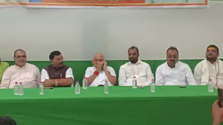 Neeraj Kumar vs Anant Singh