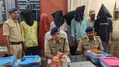 Bihar Crime : कटिहार में डकैती की बड़ी साजिश नाकाम, पुलिस ने हथियार और स्मैक के साथ 6 बदमाशों को दबोचा, एक बालिग निरुद्ध