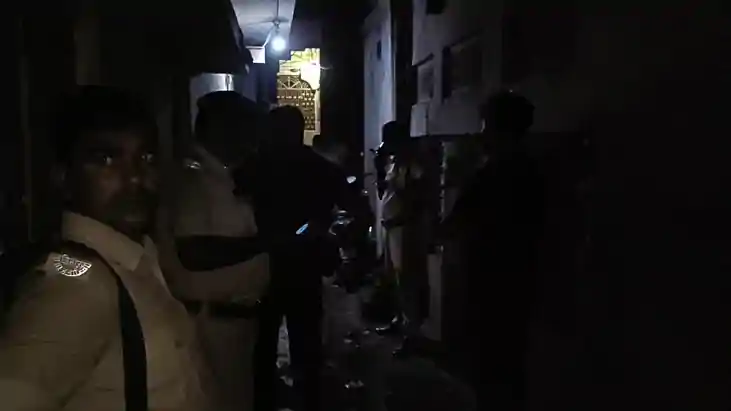 युवक ने किया सुसाइड, किराये पर कमरा लेकर रहता था अकेला, साहि
