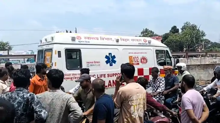 Bihar News : कैमूर में झोला छाप डॉक्टर ने ली गर्भवती महिला क