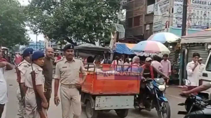 नवादा बाजार में मोबाइल विवाद पर जमकर चली गोलियां,  दिनदहाड़े