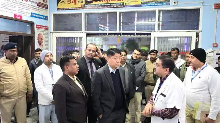 Bihar News : नीति आयोग के सीपीओ ने रेफरल अस्पताल बरबीघा का क