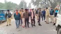 पुलिसकर्मी घायल 