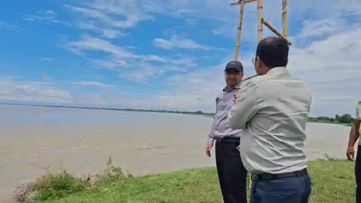 कोसी के उफान पर प्रशासन अलर्ट : डीएम ने वीरपुर तटबंध और स्पर