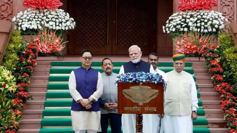 Congress slams PM modi remarks