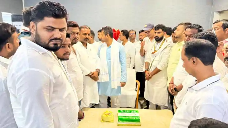 Nishant Birthday : युवा जदयू ने मनाया स्वास्थ्य मंत्री निशां