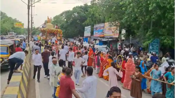 सासाराम में निकला भव्य जगन्नाथ रथ यात्रा: भक्ति भाव में डूबा