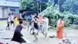Bihar Crime - भूमि विवाद में दो गुटों में जमकर हुई मारपीट, लाठी लेकर एक दूसरे को मारते पिटते दिखीं महिलाएं सात घायल